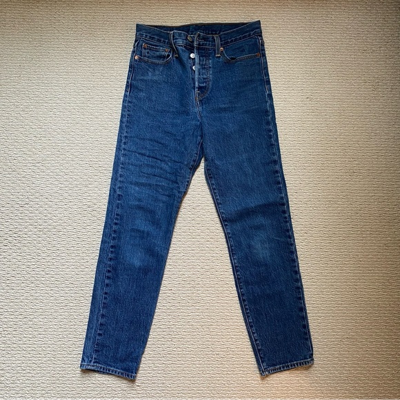 Levi’s straight leg jeans! - Picture 2 of 5